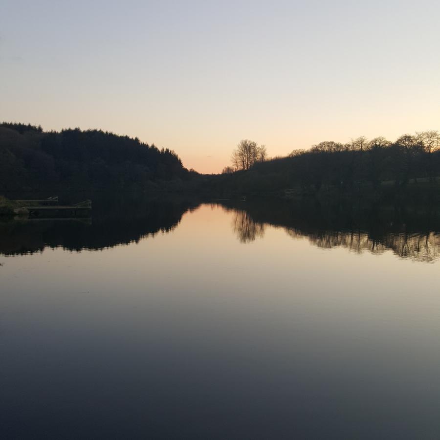 Auberge De L'Etang Neuf Saint-Connan ภายนอก รูปภาพ